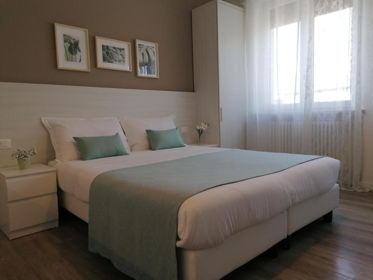 Bed Da Anna Hotel Peschiera del Garda Exterior photo